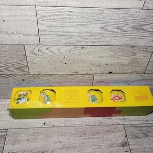 Super Mario Bros. 25th Anniversary Pin Badges - Collectible!